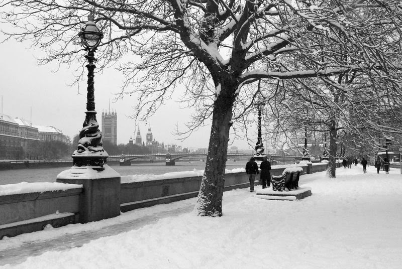 , London Snow by Robert Bridges, 