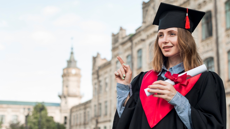 How to get admission in Cambridge University after 12th
